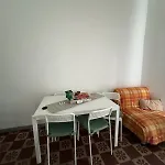 Chez Elle - Casa Vacanze Due Camere Catania Centro